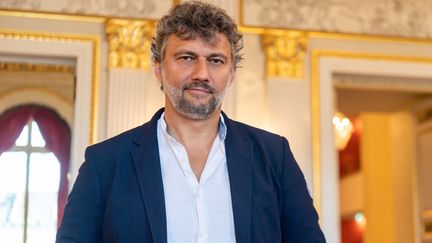 Le ténor Jonas Kaufmann, au Théâtre national de Bavière, le 19 septembre 2019 (PETER KNEFFEL / DPA / AFP)