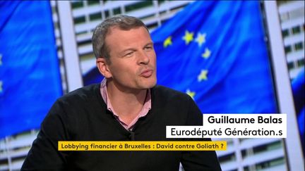 Chaque semaine, depuis le Parlement européen à Bruxelles, la bande de « la faute à l’Europe? » Yann-Antony Noghès, Kattalin Landaburu et Jean Quatremer débattent des affaires européennes en compagnie de ses principaux acteurs.