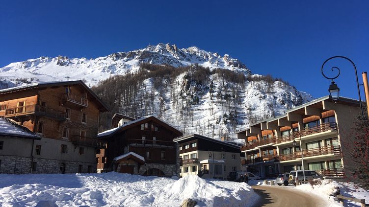 C Est Une Vie De Debrouille Le Quotidien De Saisonniers A Val D Isere La Station La Plus Chere De France