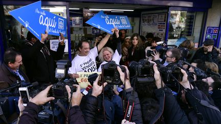 les gagnants heureux gagnants de la loterie espagnole El gordo