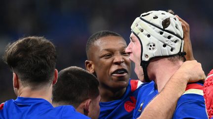 La joie rageuse de Thibaud Flament après avoir inscrit le premier essai de sa carrière en Bleu pour sa première cape, contre l'Argentine, le 6 novembre 2021. (FRANCK FIFE / AFP)