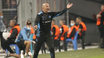 Le bouillant entraîneur marseillais Jorge Sampaoli déçu par ses deux matches nuls en Ligue Europa. (BURAK AKBULUT / ANADOLU AGENCY)