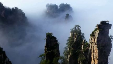 Tourisme : à la découverte des montagnes de Zhangjiajie en Chine