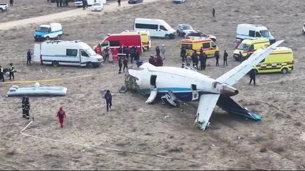 Crash au Kazakhstan : la piste d'un missile antiaérien russe se renforce