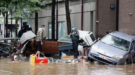 Inondations en Belgique : le défi des secouristes dans un pays endeuillé