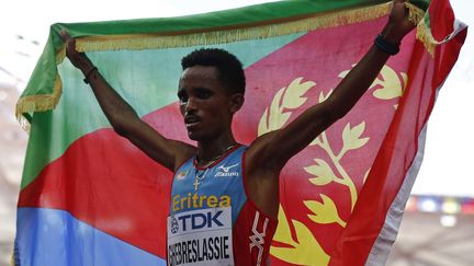 Mondiaux d’athlétisme : l’Erythréen Ghebreslassie remporte le marathon