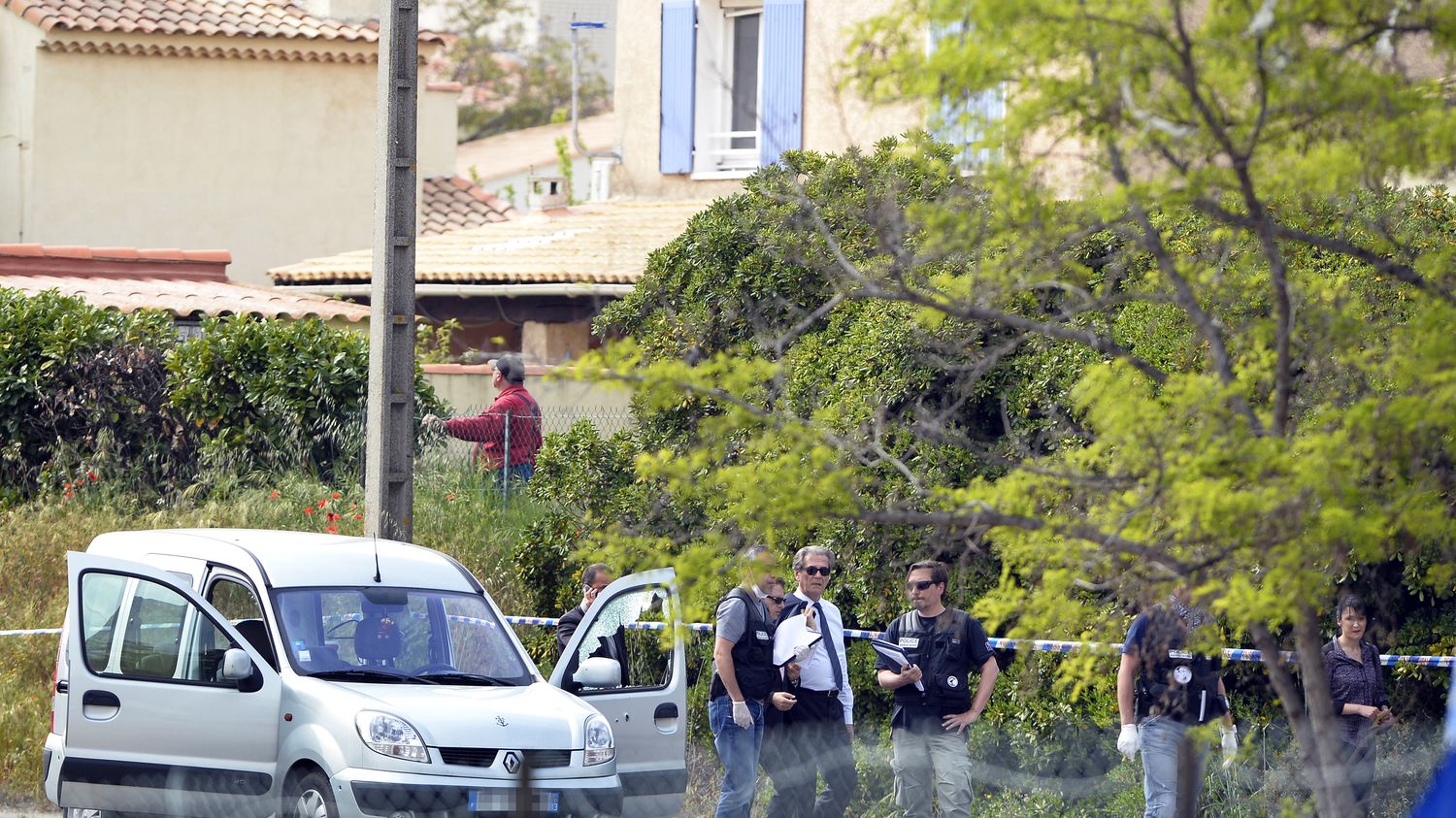 VIDEO. Un homme muni d'une kalachnikov tue trois passants à Istres