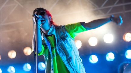 Julian Casablancas, chanteur principal du groupe The Strokes, en concert en 2015
