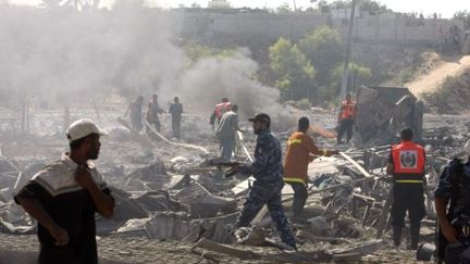 Le commissariat de Beit Lahiya (nord de Gaza), détruit par un raid aérien israélien (21 août 2011) (AFP / Mohammed Abed)