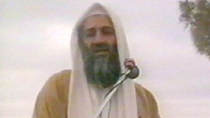 Photo d'Oussama Ben Laden, non datée, tirée d'une vidéo d'archives (AFP)