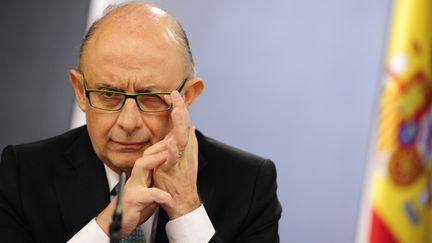 Le ministre du Budget espagnol, Christobal Montoro, a annonc&eacute; des mesures d'aust&eacute;rit&eacute; "historiques" vendredi 30 mars 2012. (JAVIER SORIANO / AFP)