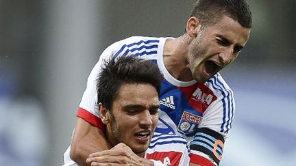 Les milieux de terrain l'OL, Clément Grenier et Maxime Gonalons