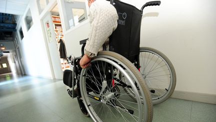 &nbsp; (Seulement 20% des recrutements de handicapés impliquent d'adapter le poste de travail © Maxppp)