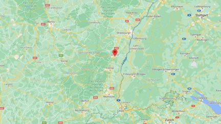 Un homme a succombé à un arrêt cardiaque durant sa garde à vue au commissariat de Sélestat (Bas-Rhin),&nbsp;dans&nbsp;la nuit du 12 au 13 janvier 2021. (GOOGLE MAPS)