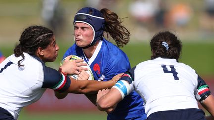 La troisième ligne centre tricolore, Charlotte Escudero, face à l'Italie, le 29 octobre 2022. (MICHAEL BRADLEY / AFP)