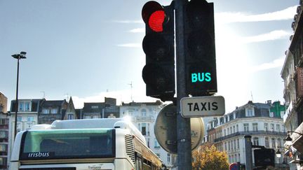 &nbsp; (Le moyens de transport public le plus utilisé en France est le bus, avec 70% d'usagers. © Maxppp)