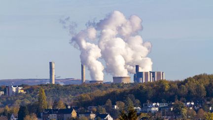 Une centrale à charbon en Rhénanie du Nord, en Allemagne, le 12 novembre 2022. (LEYLA VIDAL / MAXPPP)