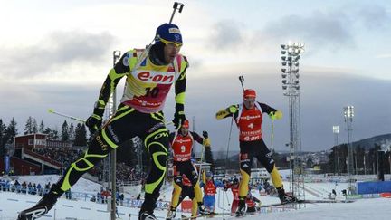 Martin Fourcade a décroché le titre de champion du monde de sprint 10 km, samedi à Ruhpolding (Allemagne). Il a ensuite glané un nouveau trophée, dimanche, en poursuite. 