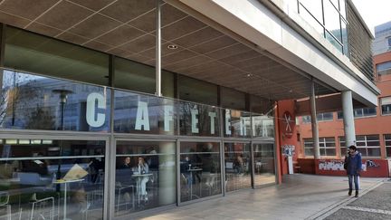 La cafétéria du campus de Paris 8 à Saint-Denis. (NOEMIE BODIN / FRANCEINFO / RADIOFRANCE)