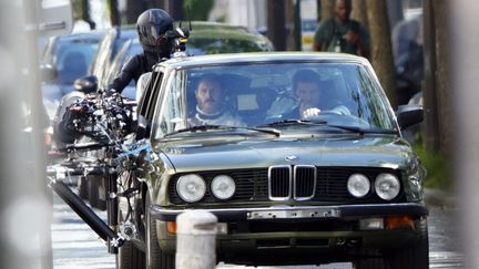 L'acteur Tom Cruise tourne "Mission: Impossible 6", à Paris, le 9 avril 2017. (MEHDI TAAMALLAH / NURPHOTO / AFP)