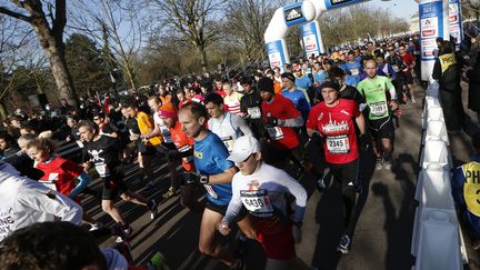 La 22e édition du semi-marathon de Paris, le 2 mars 2014 (photo d'illustration). (THOMAS SAMSON / AFP)