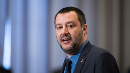 Le vice-Premier ministre italien Matteo Salvini lors d'une conférence de presse à Varsovie (Pologne), le 9 janvier 2019. (MATEUSZ WLODARCZYK / NURPHOTO / AFP)