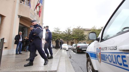 Illustration de policiers de la ville de Trèbes, le 24 mars 2018. (BOYER CLAUDE / MAXPPP)