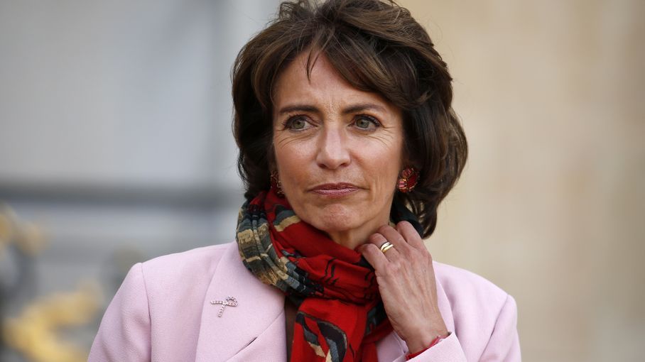 La Fresque Porno Voquant Marisol Touraine Lhpital De Clermont