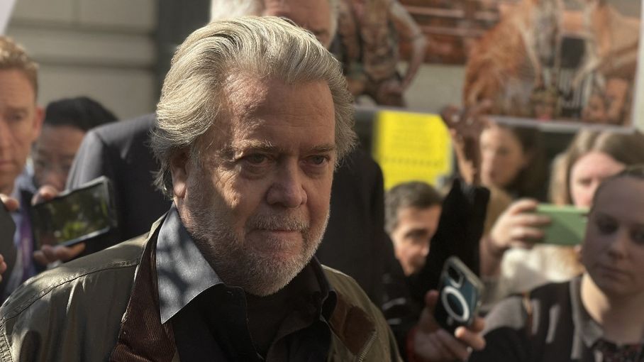 Etats-Unis : Steve Bannon, Ancien Conseiller De Donald Trump, Condamné ...