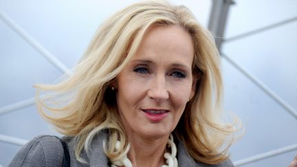 J.K. Rowling, auteur de romans dont la célèbre saga Harry Potter, en avril 2015 à New York (Etats-Unis). (DENNIS VAN TINE / NURPHOTO)