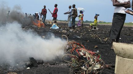 Au Ghana, la d&eacute;charge g&eacute;ante de mat&eacute;riel &eacute;lectronique d'Agbogbloshie, dans la banlieue d'Accra, expose 40 000 personnes &agrave; une pollution au plomb, au mercure et au cadmium. (KARIN BRULLIARD / THE WASHINGTON POST / GETTY IMAGES)