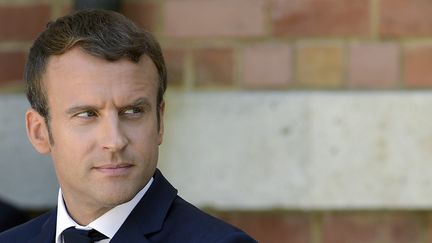 Macron critique violemment la position polonise sur l'Europe