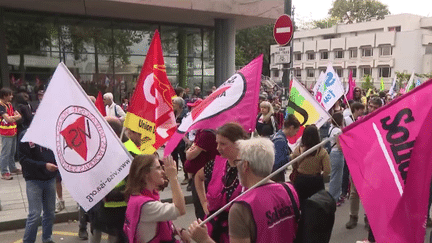 Manifestations contre les violences policières : des milliers de manifestants dans toute la France