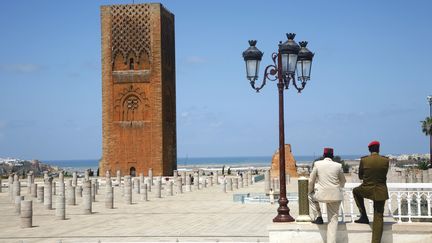 La tour Hassan, &agrave; Rabat (Maroc), devant laquelle deux hommes se sont embrass&eacute;s, d&eacute;but juin. (NICOLAS THIBAUT / PHOTONONSTOP / AFP)