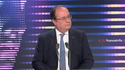 François Hollande, ancien président de la République, était jeudi 28 avril l’invité du 8h30 franceinfo.&nbsp; (FRANCEINFO / RADIOFRANCE)