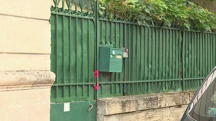 Sandra P. a été tuée de plusieurs&nbsp;coups de couteau à son domicile. (CAPTURE D'ÉCRAN FRANCE 3)