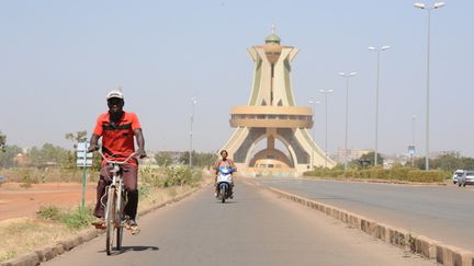Monument à Ouagadougou capitale du Burkina Faso. (NATHANAEL CHARBONNIER / RADIO FRANCE)