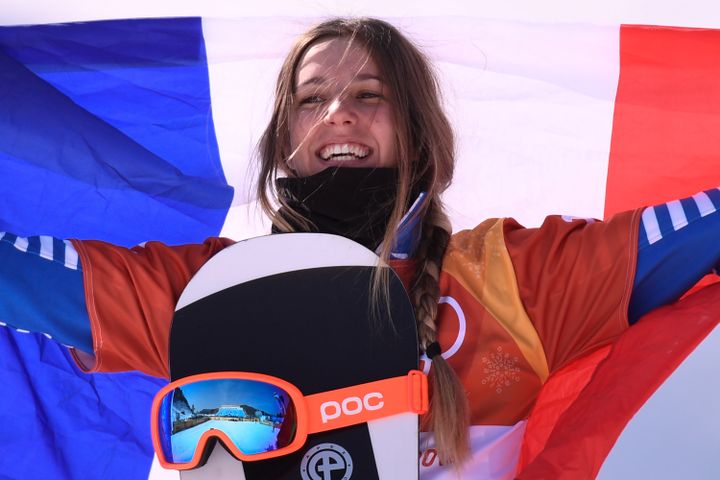 La Française  Julia Pereira De Sousa Mabileau en argent en snowboard crosse (MARTIN BUREAU / AFP)