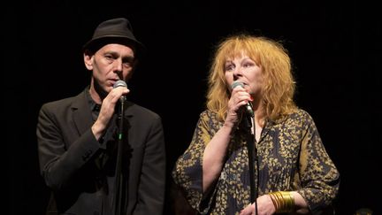 Christian Olivier et Yolande Moreau jouent et chantent Jacques Prévert au théâtre du Rond-Point, à Paris. (GIOVANNI CITTADINI CESI)