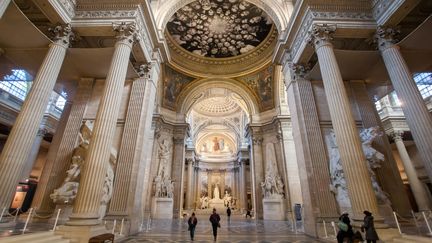 &nbsp; (Photo de l'interieur du Panthéon © Maxppp)