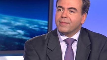 Luc Chatel, ministre de l'Education nationale (France 3)