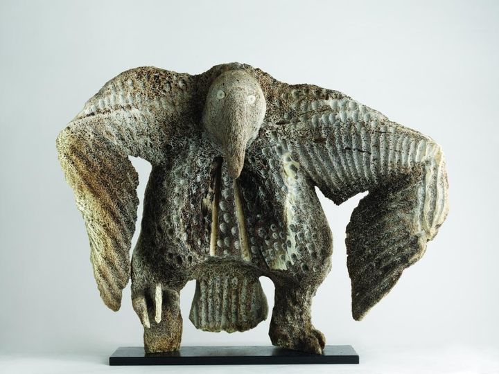 Sculpture de Grand Corbeau, figure de la mythologie Inuit
 (Pierre-Olivier Deschamps)