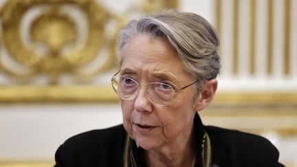 Elisabeth Borne, la Première ministre, à Matignon, le 27 mars 2023. (LUDOVIC MARIN / AFP)