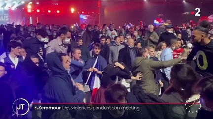 Présidentielle 2022 : des incidents émaillent le meeting d’Eric Zemmour