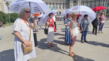 Des militantes de l'initiative Omas gegen Rechts (Isaure Hiace)