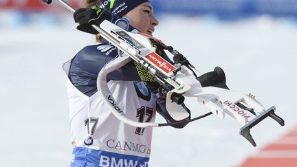 Dorothea Wierer a fait la différence lors du dernier tir debout (MIKE STURK / EPA)