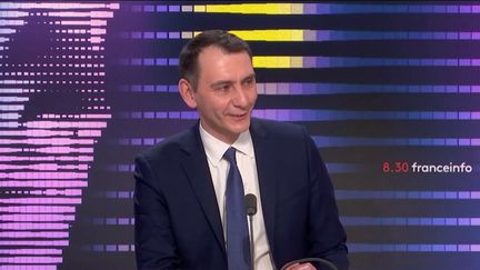 Laurent Jacobelli était l'invité du 8h30 franceinfo le 20 février 2022. (FRANCEINFO / RADIOFRANCE)