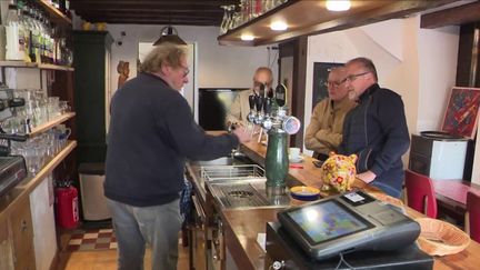 Samedi 7 mai, le 12/13 se rend dans l'Eure, où un bistrot, fermé depuis plusieurs mois, a rouvert pour le plus grand bonheur des habitants.&nbsp;&nbsp; (FRANCE 3)