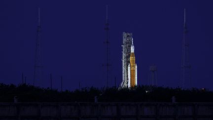 Le système de lancement du vaisseau Orion, en Floride, le 15 novembre 2022. (KEVIN DIETSCH / GETTY IMAGES NORTH AMERICA)