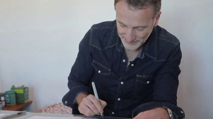 Édition : quand des auteurs de bandes dessinées s'inspirent de l'actualité